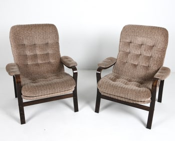 PAIR OF SCANDINAVIAN BEECH LOUNGE CHAIRS C. 1970S