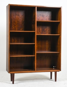 POUL HUNDEVAD DANISH ROSEWOOD BOOKCASE C. 1960S