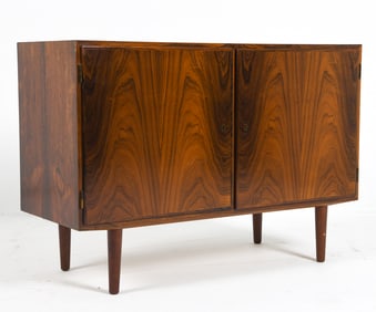 POUL HUNDEVAD DANISH ROSEWOOD CABINET C. 1960S