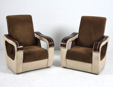 PAIR OF SPACE AGE STYLE LOUNGE CHAIRS