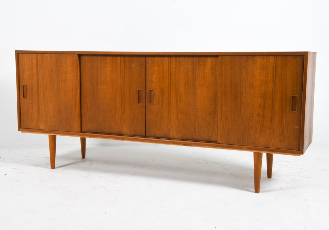 WESTERGAARDS DANISH TEAK SIDEBOARD C. 1960S (1 of 13)