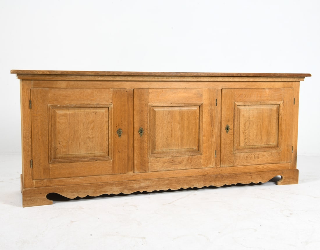 CARL ERIKSENS MOBEL DANISH OAK SIDEBOARD 1970S (1 of 17)