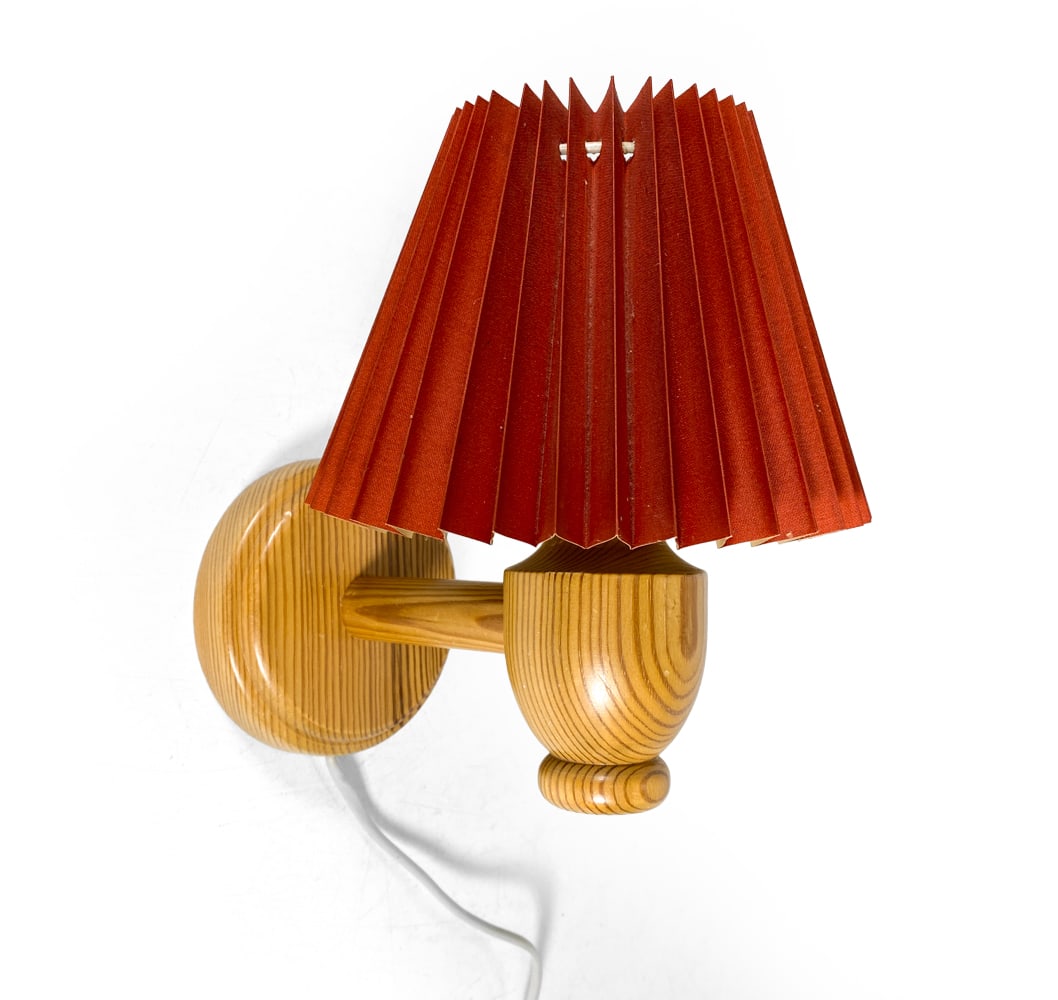 LYS DANISH PINE WALL SCONCE C. 1970S (1 of 13)