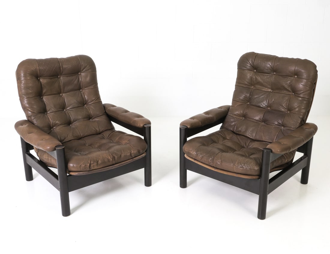 PAIR STYLE OF EKORNES LEATHER LOUNGE CHAIRS 1960S (1 of 17)