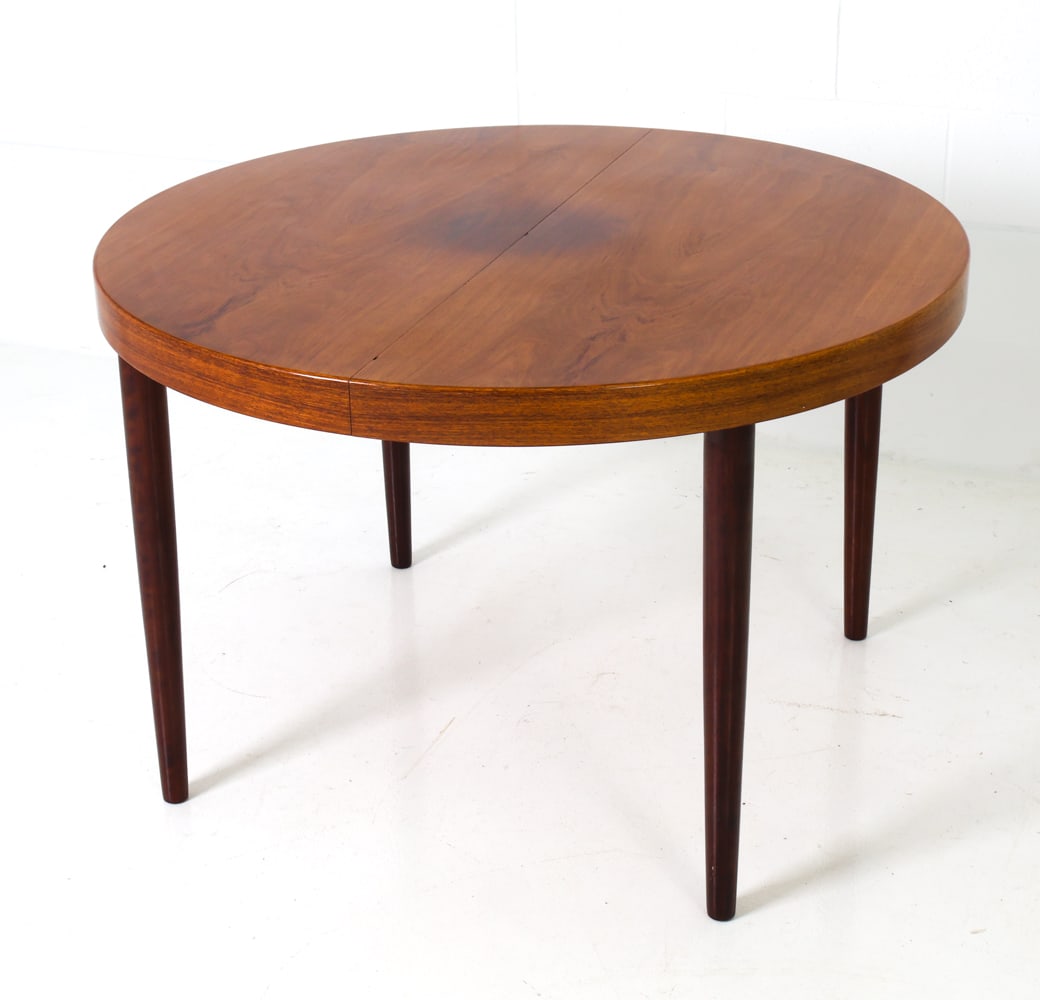 KAI KRISTIANSEN ROSEWOOD EXTENDING DINING TABLE (1 of 19)