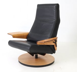 KNUDSEN STYLE SCANDINAVIAN RECLINER LOUNGE CHAIR