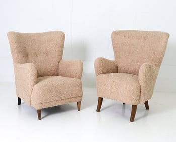 (2) FRITZ HANSEN STYLE HIGH BACK LOUNGE CHAIRS