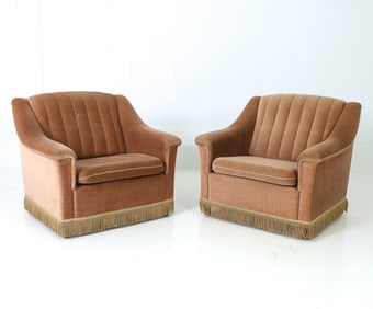 PAIR OF MID-CENTURY DANISH LOUNGE CHAIRS C. 1960S