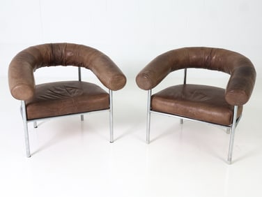 PAIR OF DE SEDE LEATHER & CHROME ARMCHAIR C. 1970S