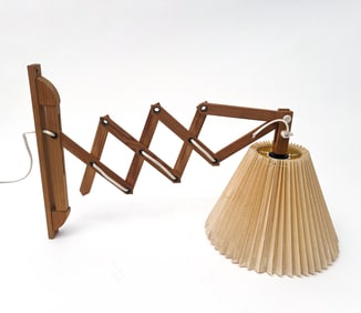 SCANDINAVIAN PINE SCISSOR WALL SCONCE