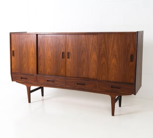 BORGE SEINDAL DANISH ROSEWOOD SIDEBOARD C. 1960S