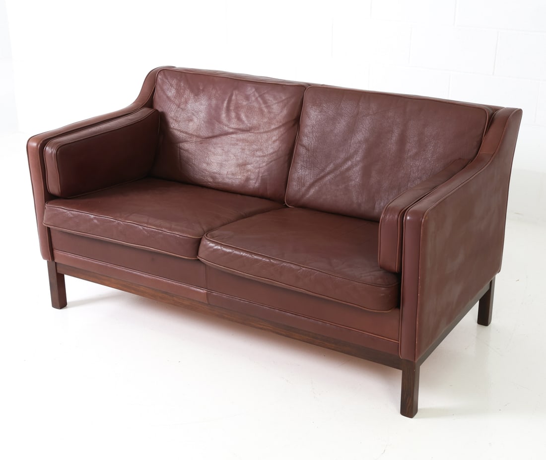 STYLE OF MOGENS HANSEN DANISH LEATHER SOFA C.1970S (1 of 17)