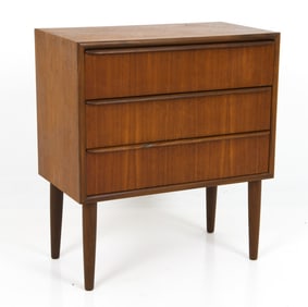 DANISH TEAK PETITE CHEST C. 1960S