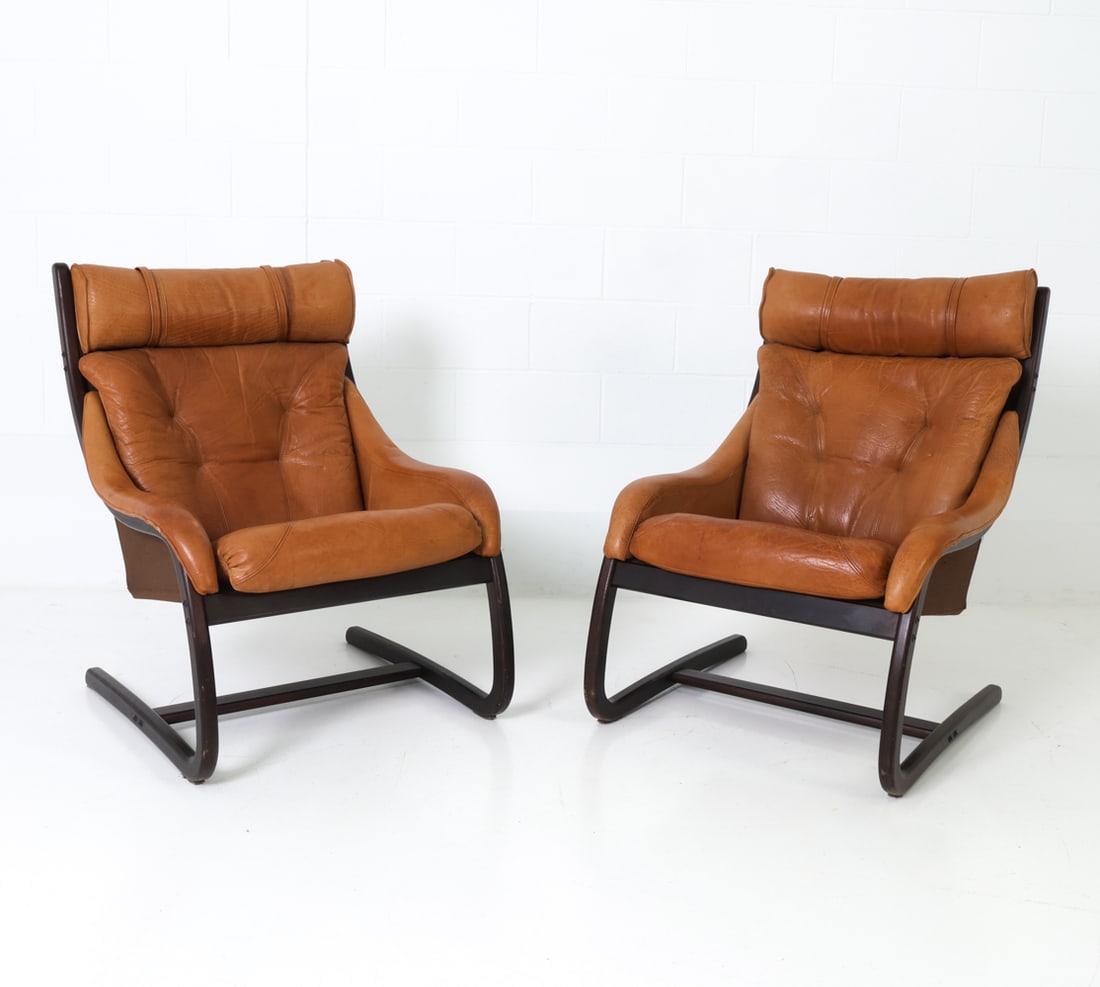 PAIR FRIBYTTER STYLE LEATHER LOUNGE CHAIRS 1970S (1 of 15)