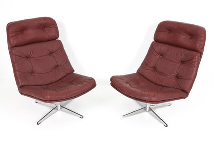 PAIR OF GILLIS LUNDGREN SWEDISH ARMCHAIRS C. 1970S