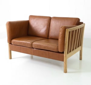 STYLE OF STOUBY DANISH LEATHER LOVESEAT C. 1970S