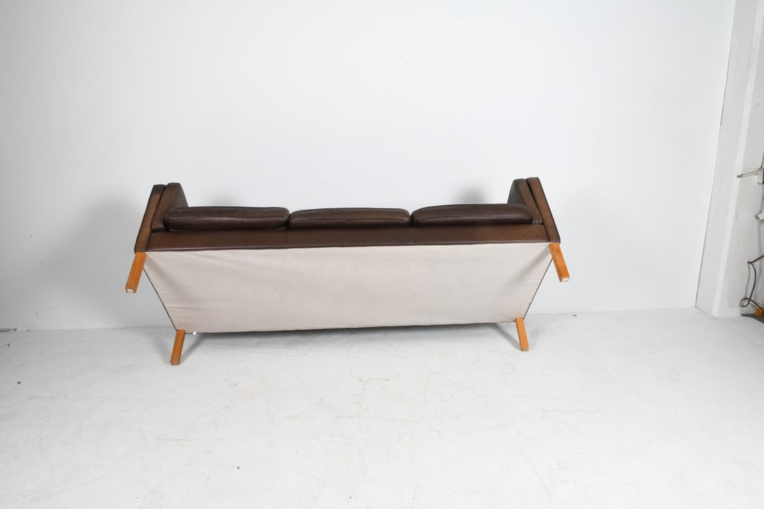 HURUP MOBLER DANISH LEATHER SOFA C. 1970S - 19