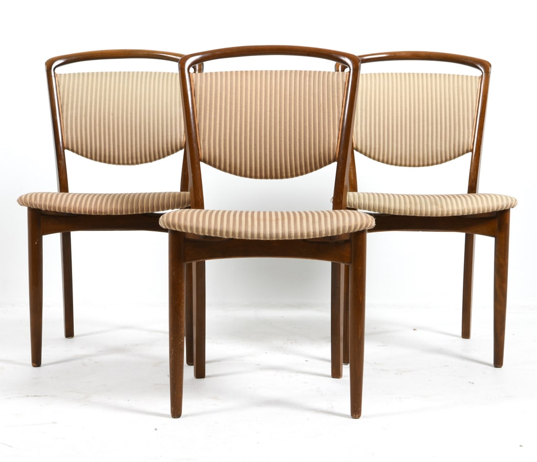 (3) FINN JUHL STYLE DANISH BEECH DINING CHAIRS: Beech frames with striped upholstery. Denmark, circa 1970s. Dimensions: H 34" x W 19" x D 18" x SH 18". Condition: Fading and tears to fabric. Wear consistent with age and use, including nicks and din