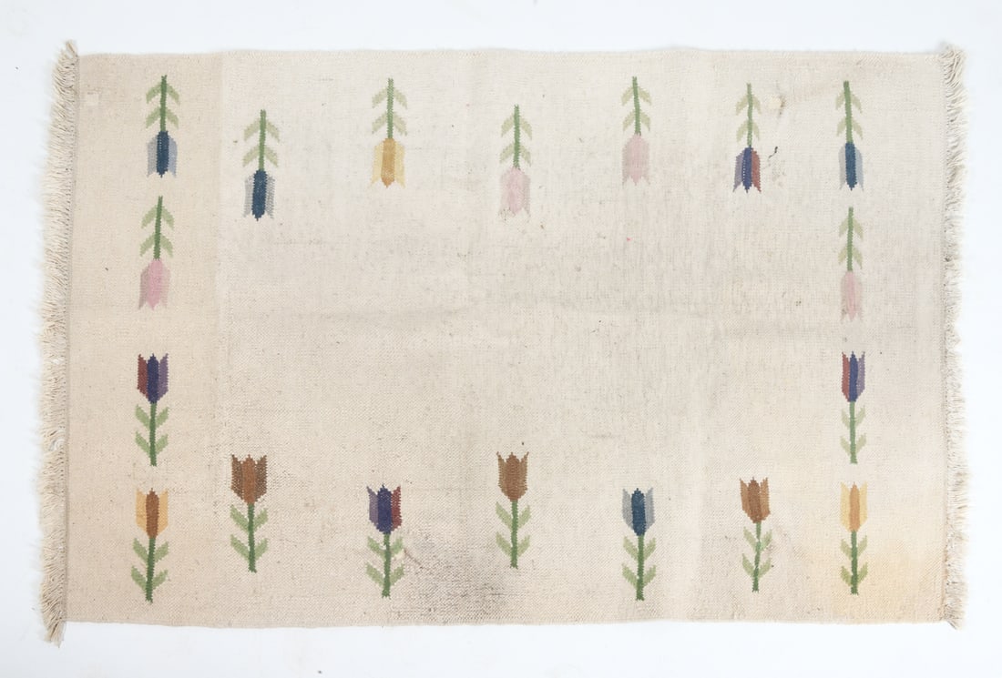 MID-CENTURY DANISH FLAT WEAVE WOOL RUG: Hand-knotted wool rug with floral design. 20th century. Dimensions: L 80" x W 57". Condition: Overall presents well, some light staining and discoloration. Slight indentation from furniture, wear