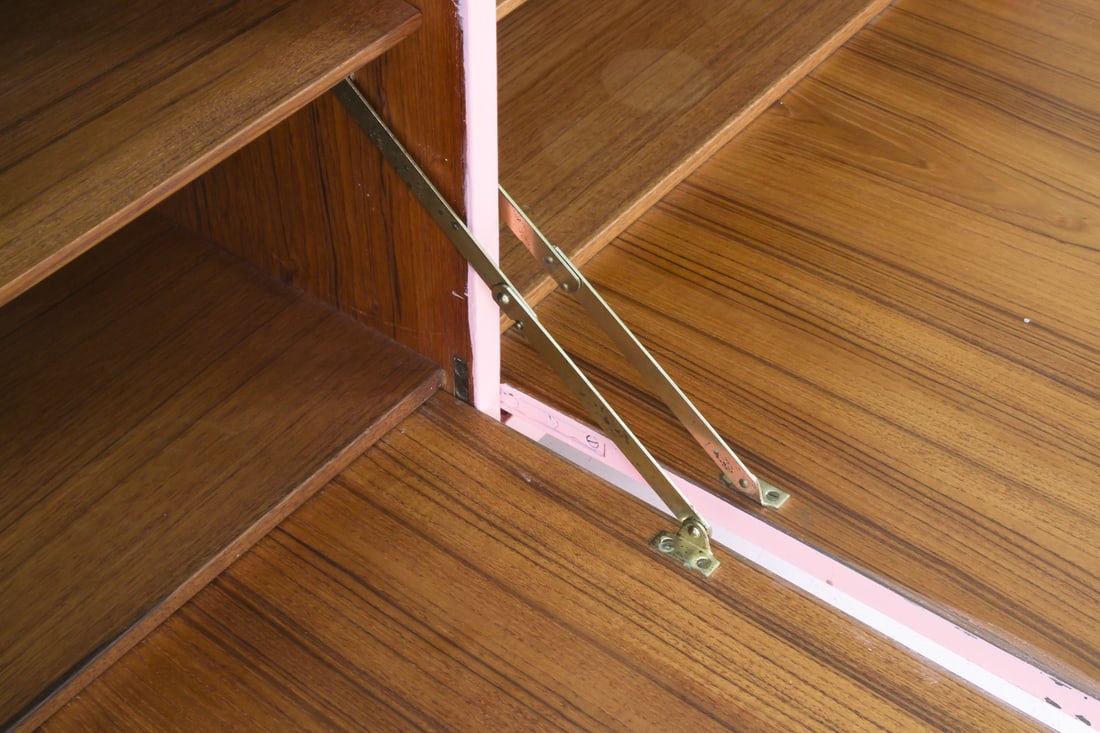 ATTR. WESTERGAARD DANISH PAINTED SIDEBOARD - 10