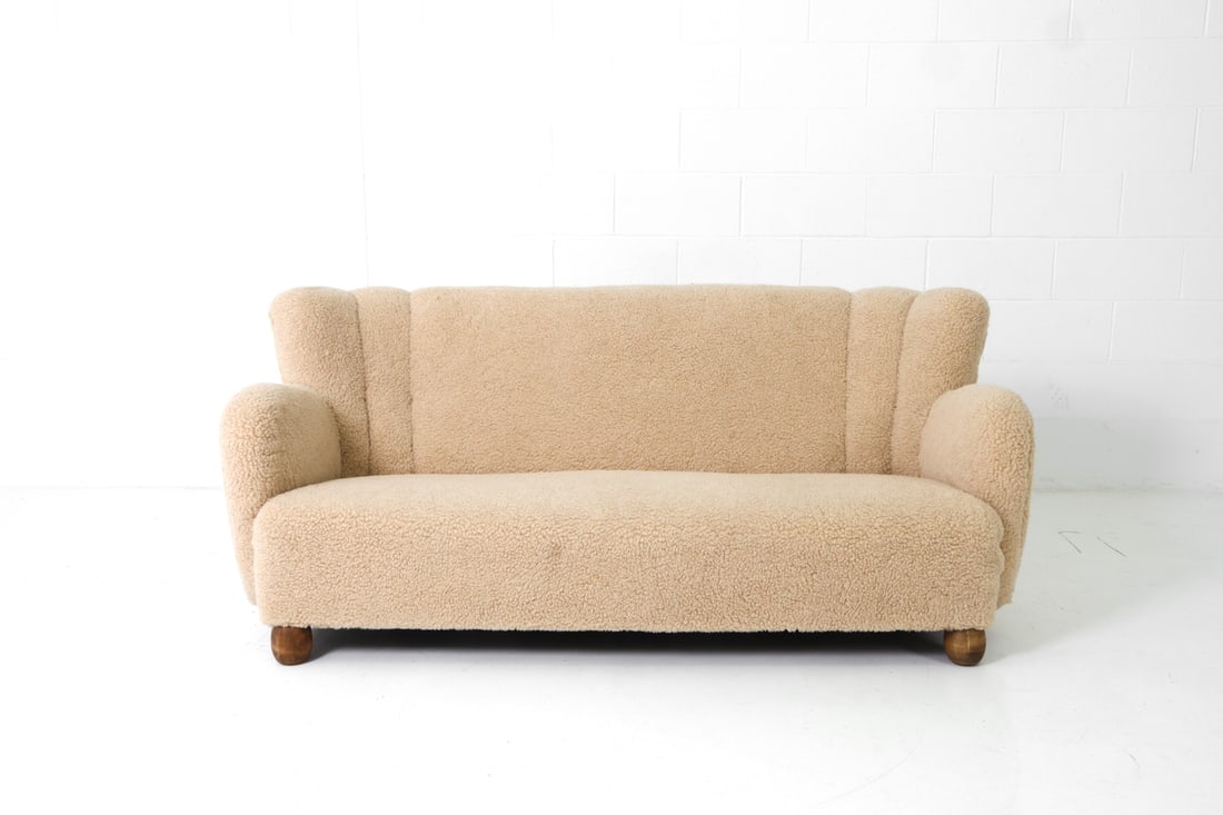 ATTR MARTHA BLOMSTEDT FINNISH LAMBSWOOL SOFA 1940S - 3