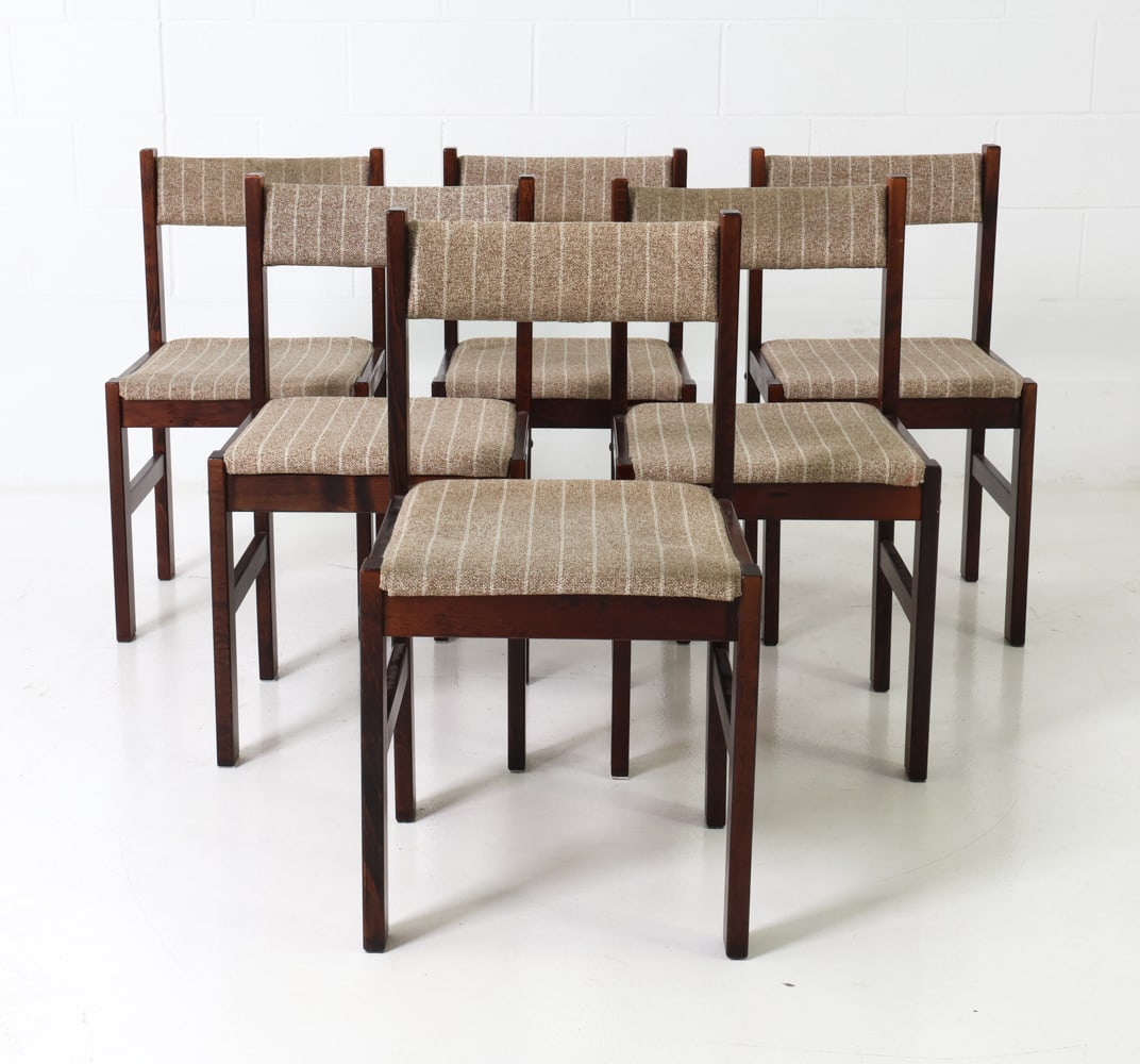 (6) STYLE OF FINDAHL DANISH OAK DINING CHAIRS: Stained oak with striped upholstery. Danish mark stamped with "Morkov Modelbyggeri ApS" underneath. Denmark, circa 1980s. Dimensions: H 31.5" x W 17" x D 18" x Sh 17.5" Condition: Wear consistent