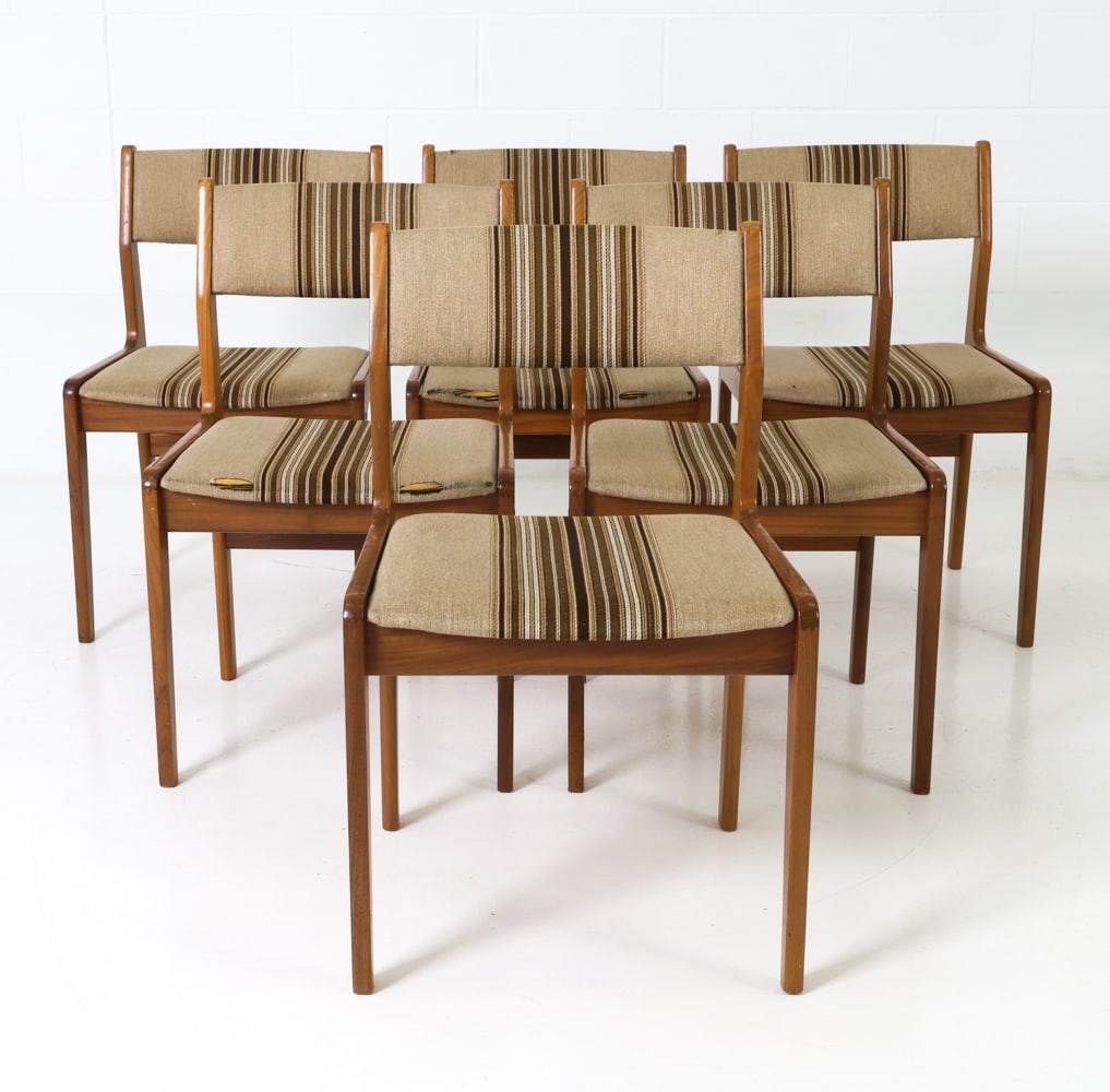 (6) FARSTRUP DANISH TEAK DINING CHAIRS C. 1960S: With curved upholstered seats. Marked underneath. Denmark, circa 1960s. Dimensions: H 31.5" x W 19.75" x D 18.75" x Sh 17.25" Condition: Tear to fabric of seats and backrests, scratches and rubs to