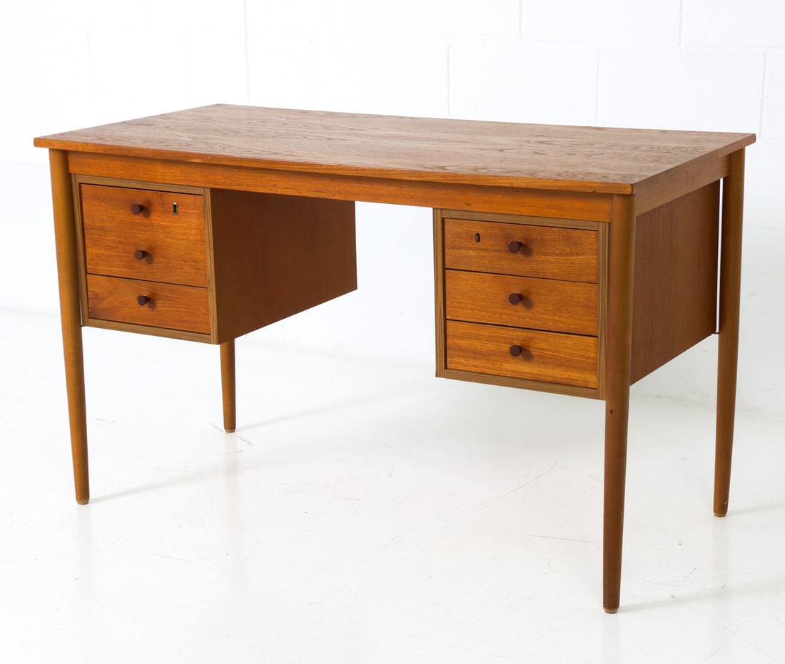 DOMINO MOBLER DANISH TEAK DESK C. 1960S (1 of 18)