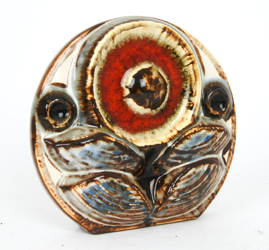 NOOMI BACKHAUSEN FOR SOHOLM CERAMIC RELIEF C.1970S: Model n. 3575. Ceramic sculpture or plaque. Signed to surface. Denmark, circa 1970s. Dimensions: H 6.5" x W 7.25" x D 2.5" Conditions: Wear consistent with age and use.