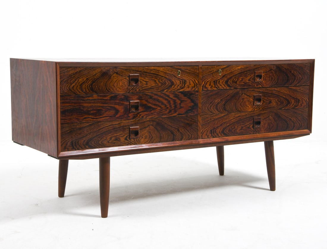 ATTR BROUER DANISH ROSEWOOD LOW CHEST 1970S (1 of 11)