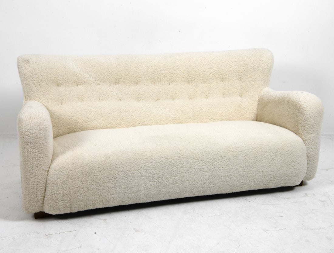 ATTR. FRITZ HANSEN MODEL 1669 LAMBSWOOL SOFA 1960S (1 of 7)
