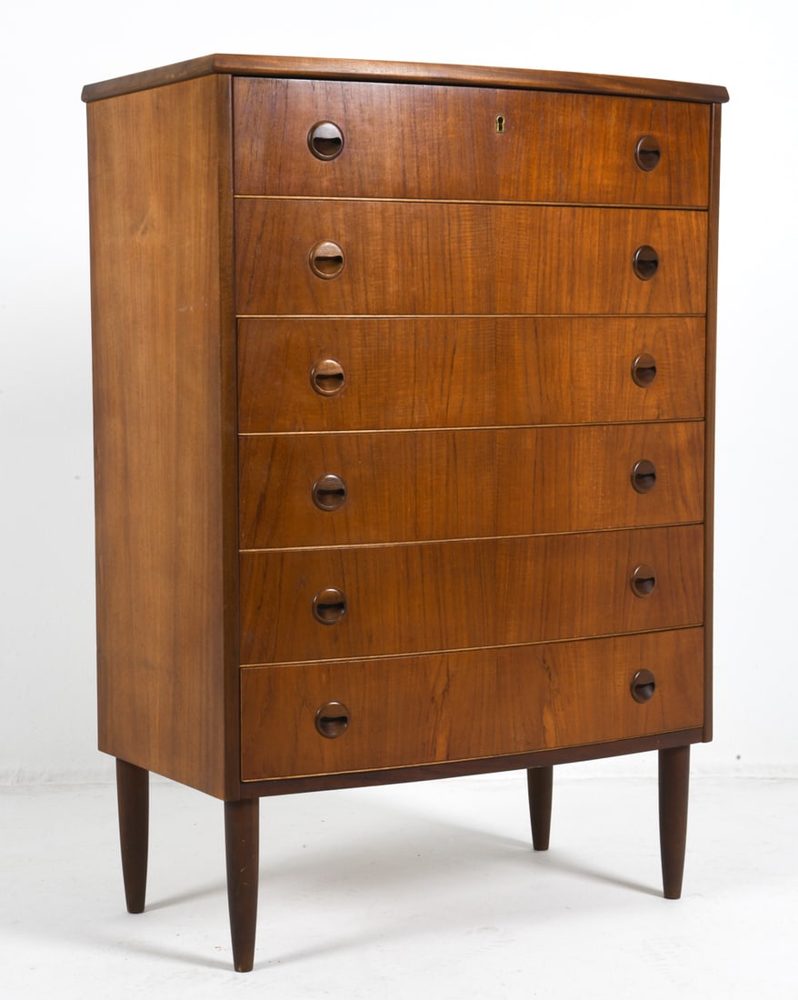 ATTR. KAI KRISTIANSEN DANISH TEAK CHEST OF DRAWERS (1 of 12)