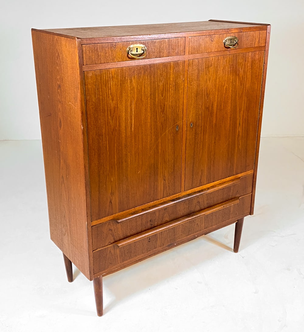 ATTR. ANDREAS PEDERSEN DANISH TEAK CABINET C.1960S (1 of 19)