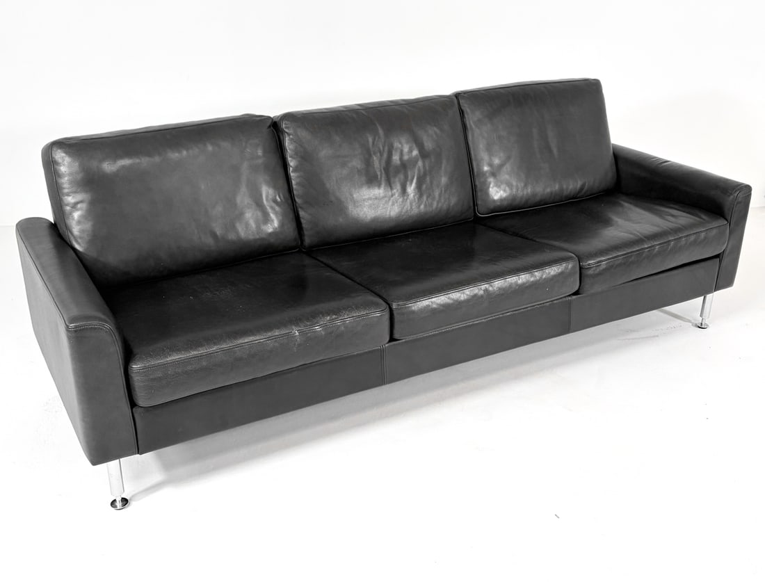 WEGNER STYLE DANISH LEATHER SOFA C. 1970S (1 of 16)