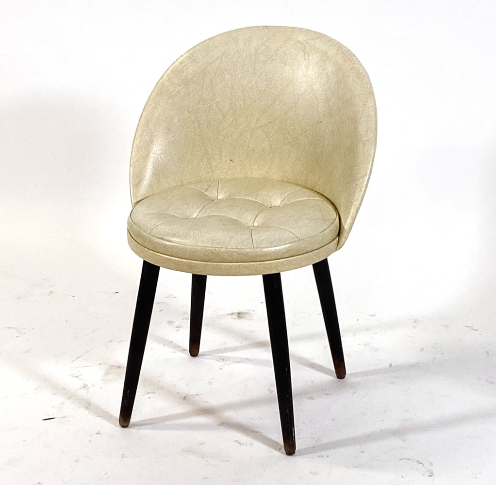 SCANDINAVIAN LEATHER VANITY SIDE CHAIR C. 1970S (1 of 18)