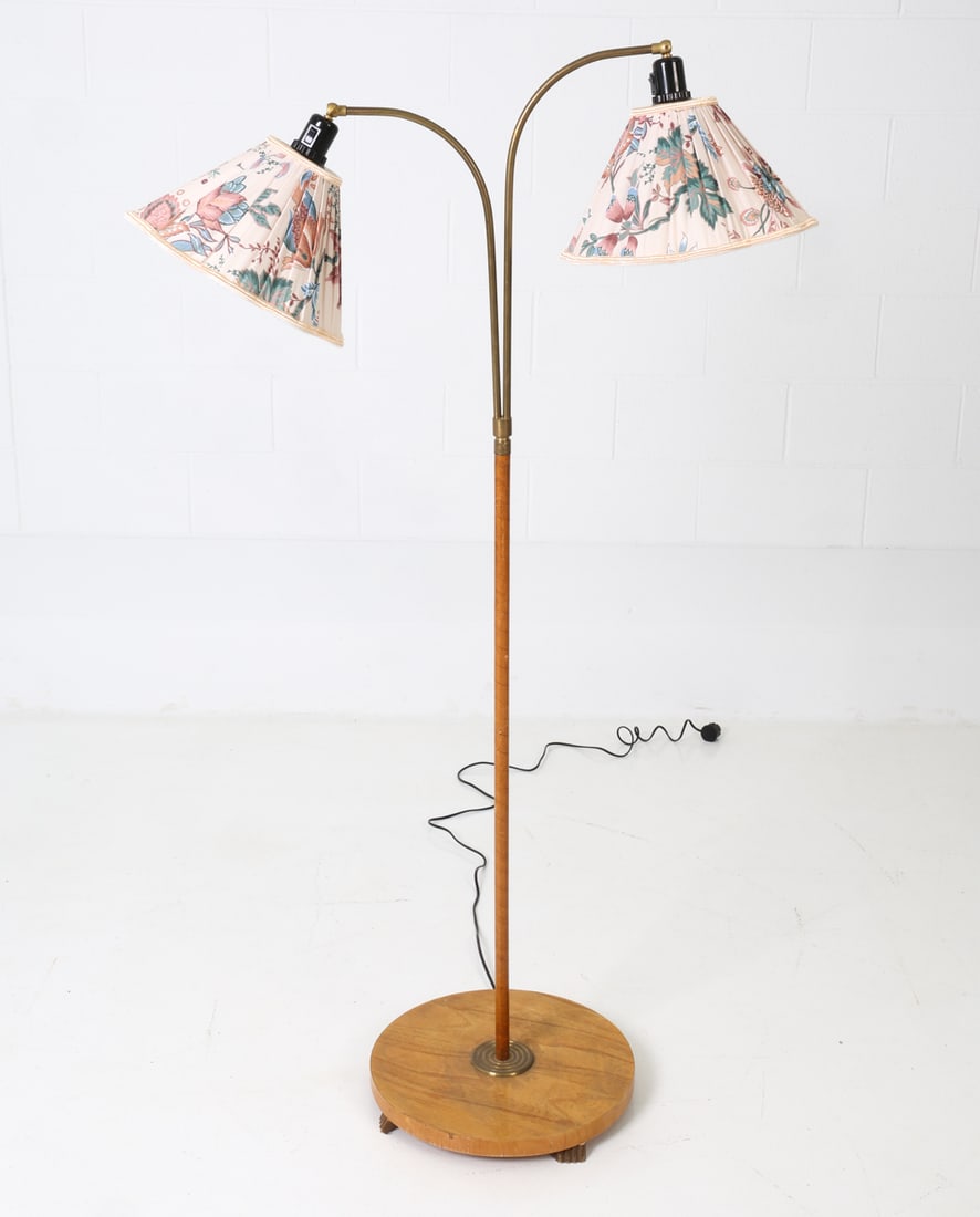 SWEDISH DOUBLE LIGHT FLOOR LAMP C. 1940S (1 of 13)