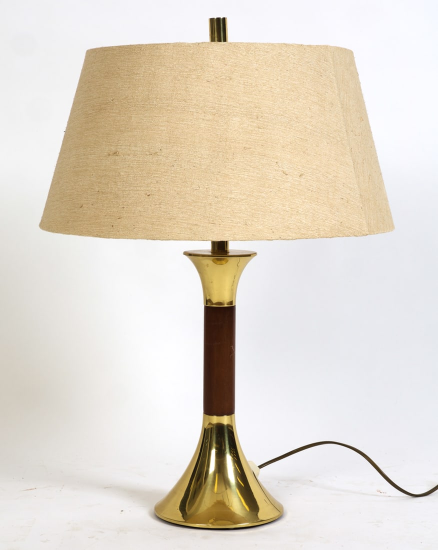 STYLE OF BERGBOMS SWEDISH TEAK & BRASS TABLE LAMP (1 of 13)