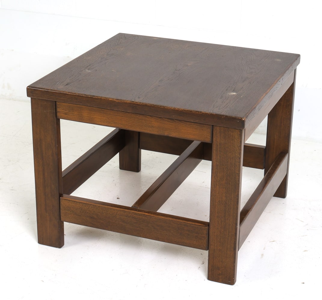 ARTS & CRAFTS STYLE POLISH OAK SIDE TABLE C. 1960S (1 of 15)