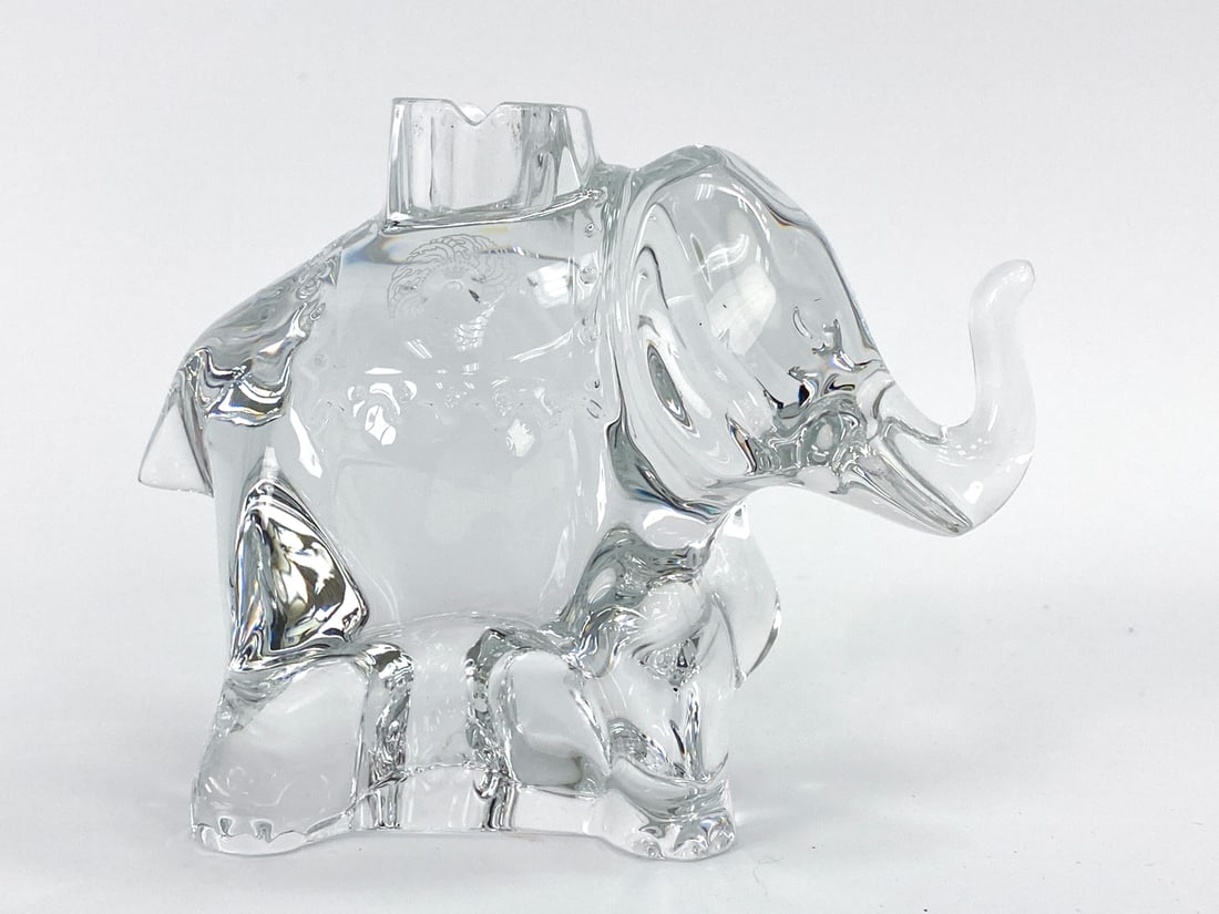 BACCARAT CRYSTAL ELEPHANT FIGURINE (1 of 1)