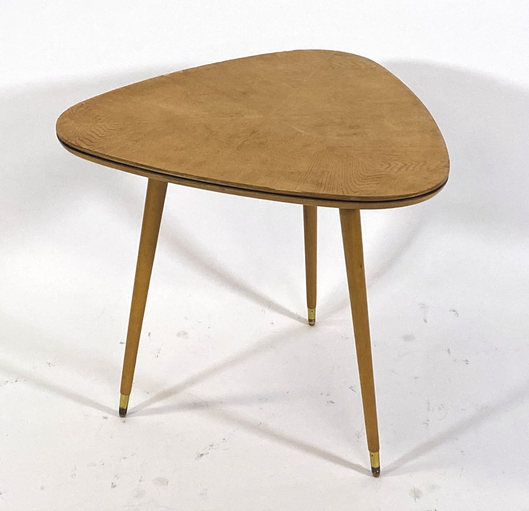 JESE MOBEL DANISH OAK GUITAR PICK SIDE TABLE 1960S (1 of 18)