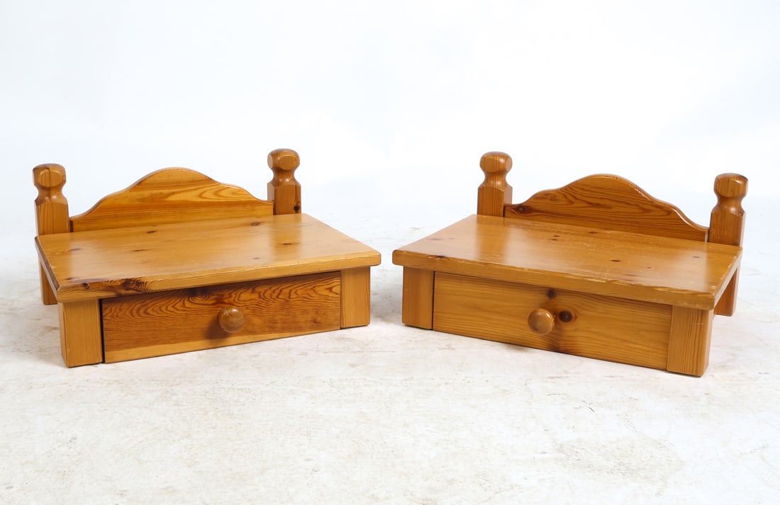 PAIR OF SWEDISH PINE FLOATING NIGHTSTANDS C. 1970S (1 of 13)