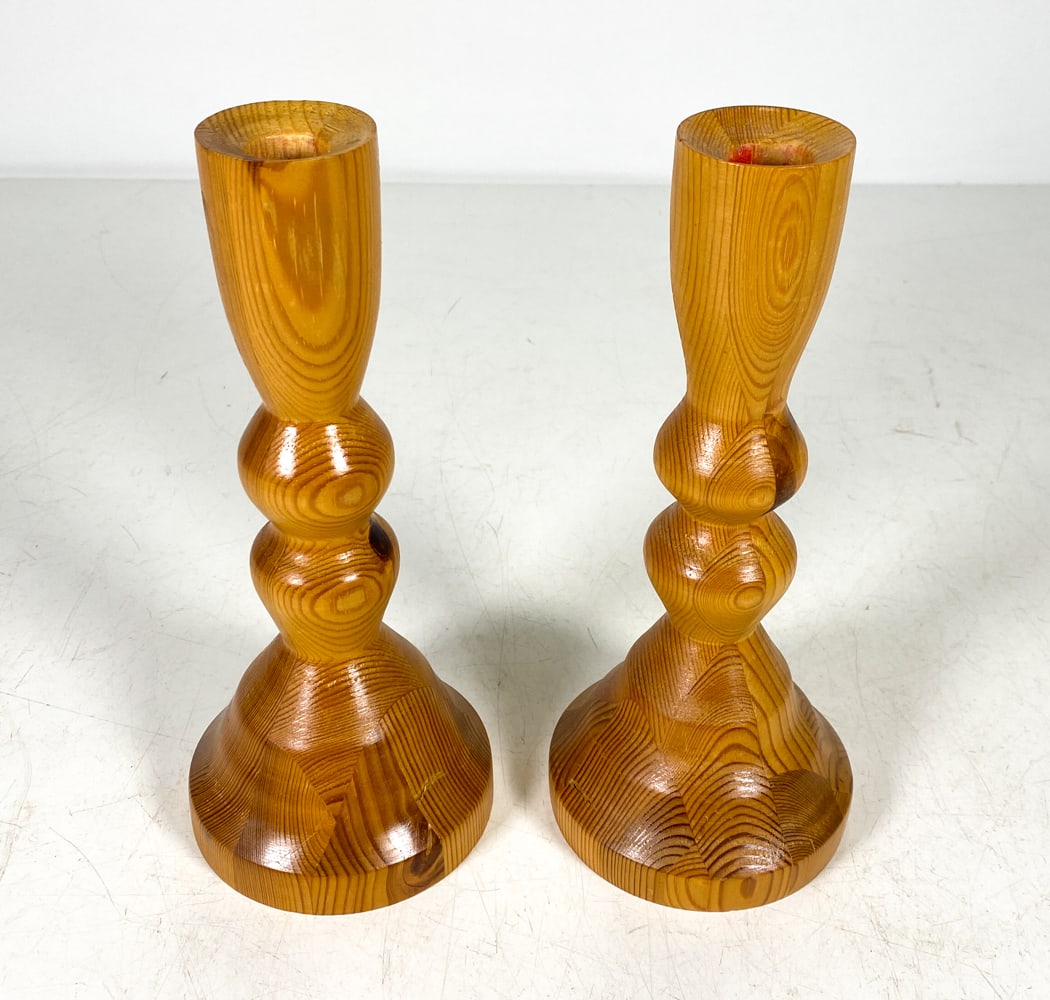 PAIR OF SWEDISH PINE CANDLEHOLDERS C. 1970S (1 of 13)