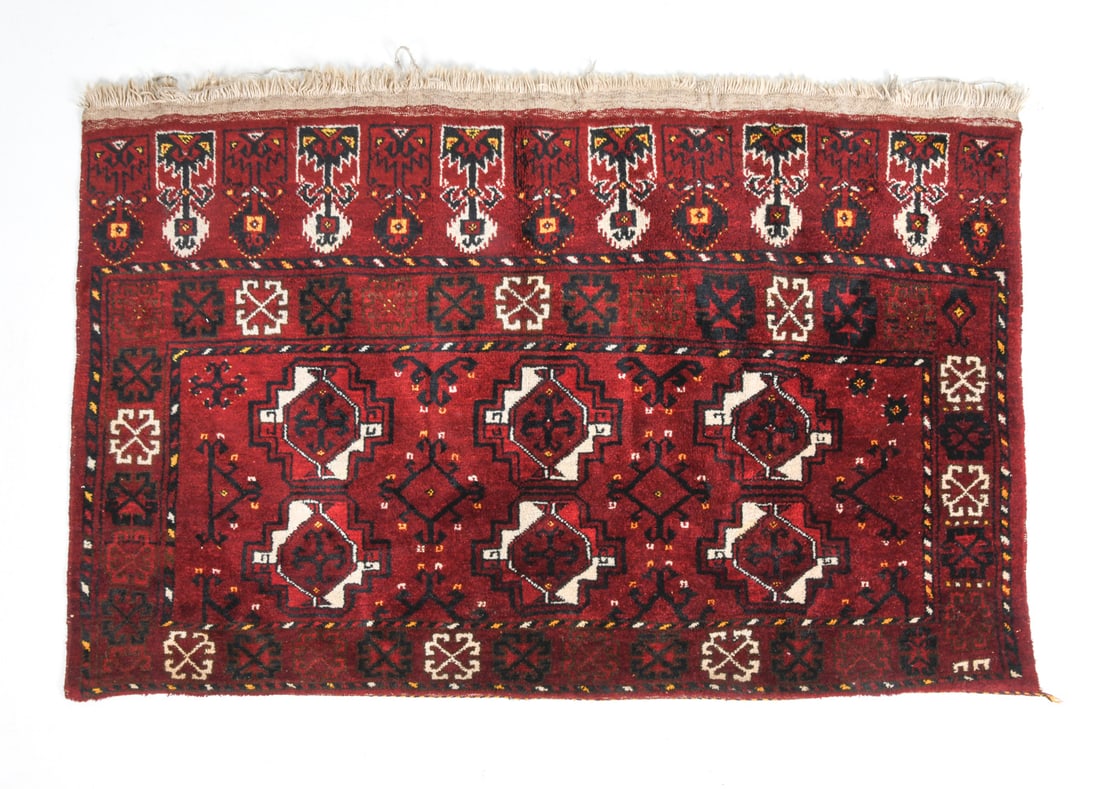 20TH CENTURY ORIENTAL RUG (1 of 9)