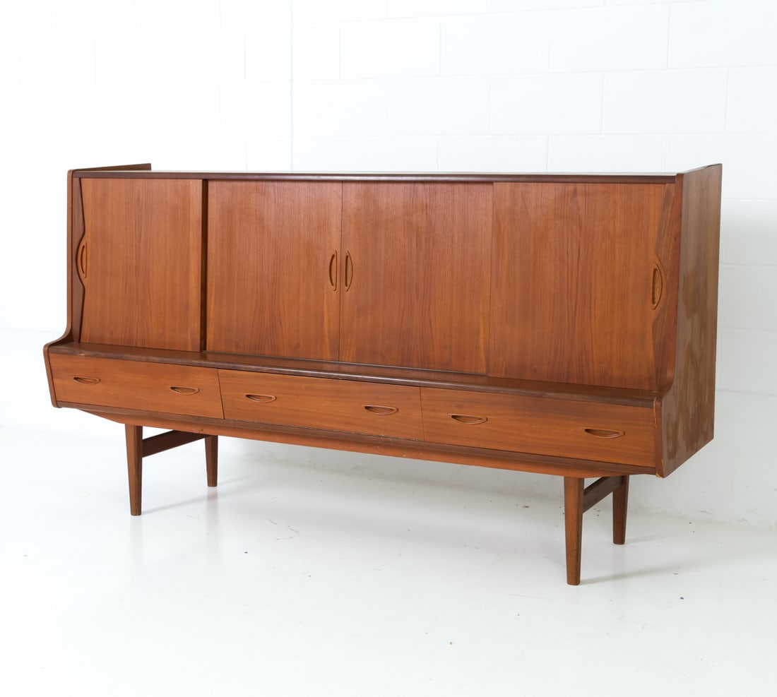 JENSEN & MOLHOLM DANISH TEAK SIDEBOARD C. 1960S (1 of 19)
