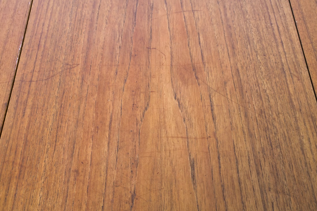 VODDER STYLE DANISH TEAK EXTENDING DINING TABLE - 12