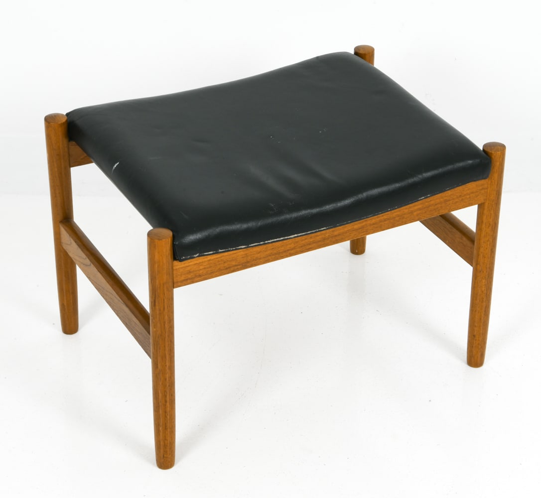 HUGO FRANDSEN FOR SPOTTRUP TEAK OTTOMAN 1960S: Teak frame with leather upholstery. Apparently unmarked. Denmark, circa 1960s. Dimensions: H 15" x W 20.5" x D 14.5" Condition: Minor scuffs and scratches to frame. Wear consistent with age and use.