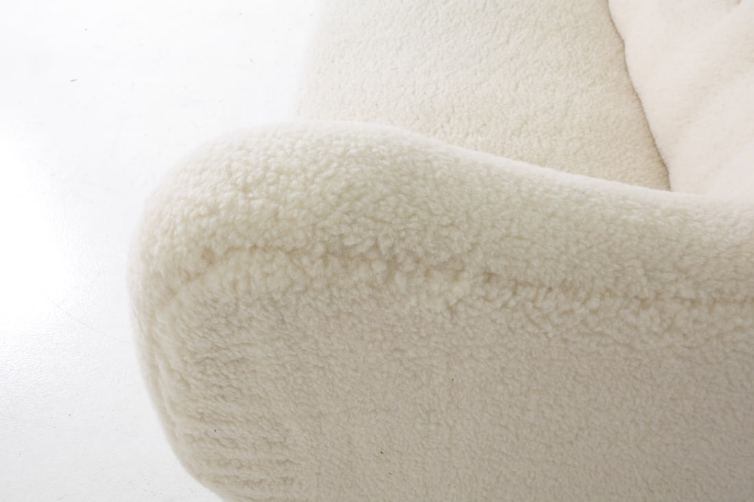 ATTR. FRITZ HANSEN MODEL 1669 LAMBSWOOL SOFA 1950S - 14