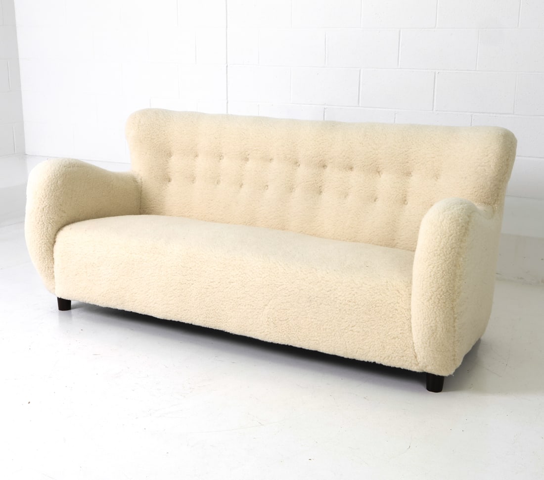 ATTR. FRITZ HANSEN MODEL 1669 LAMBSWOOL SOFA 1950S (1 of 17)