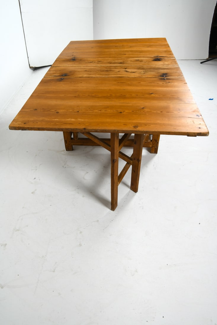 SWEDISH PINE GATE-LEG EXTENDING DINING TABLE - 11