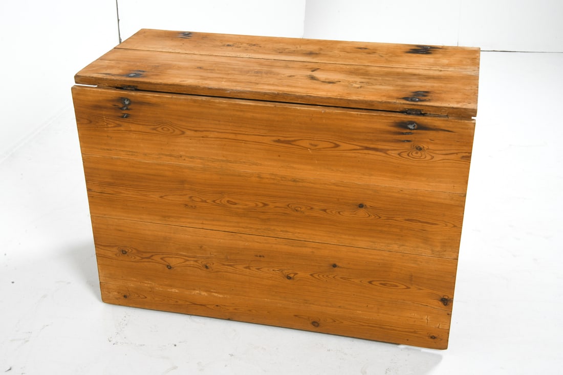 SWEDISH PINE GATE-LEG EXTENDING DINING TABLE - 15